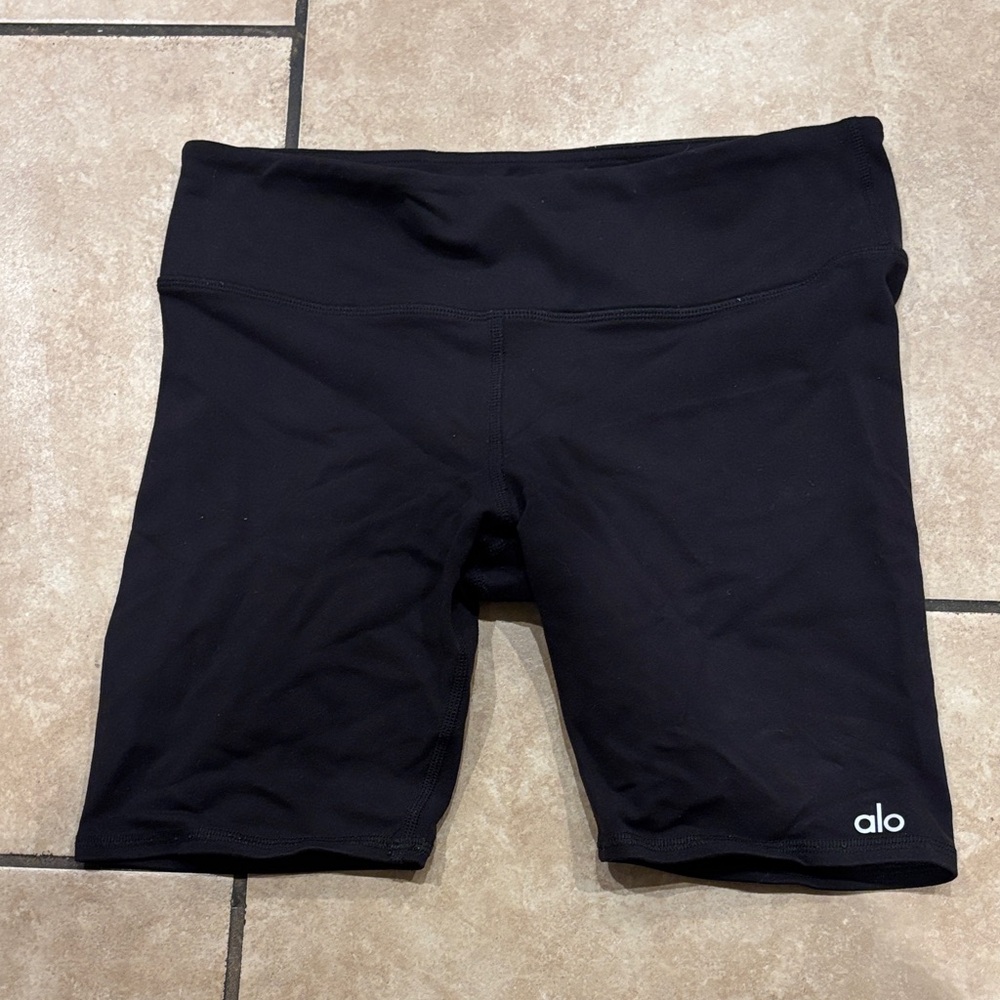 Alo Yoga Black Biker Shorts